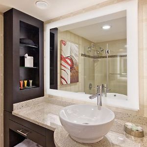 Luxury King Room